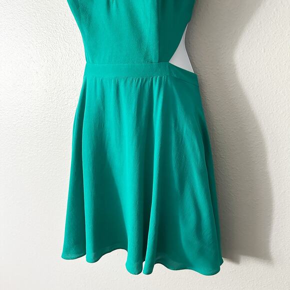 NBD X Naven Twins Teal Mini Cut Out‎ Open Back Dress Women's Size Small - Picture 4 of 15